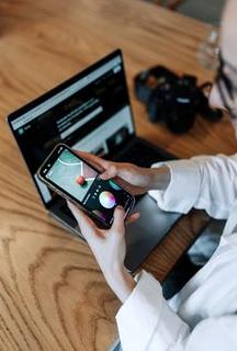 game crypto Debet