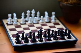 game crypto Debet